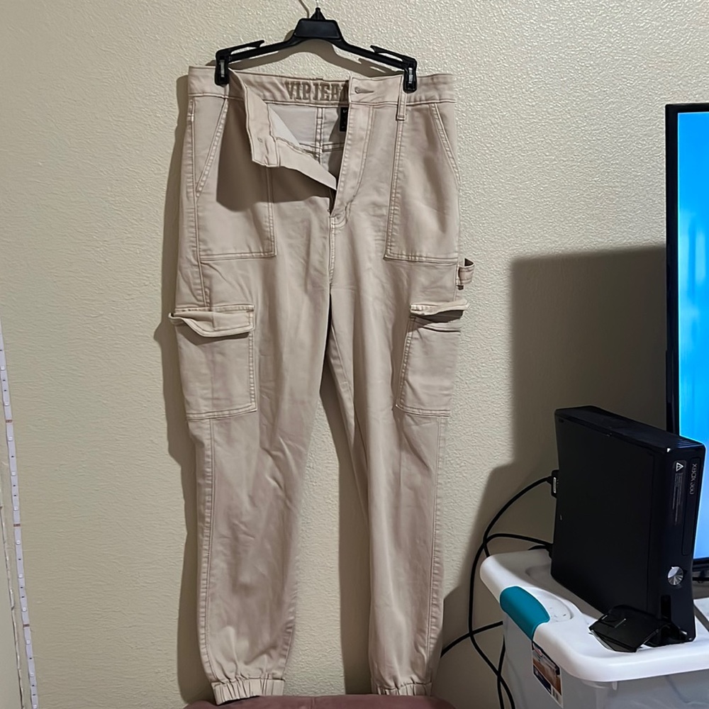Tan cargo joggers